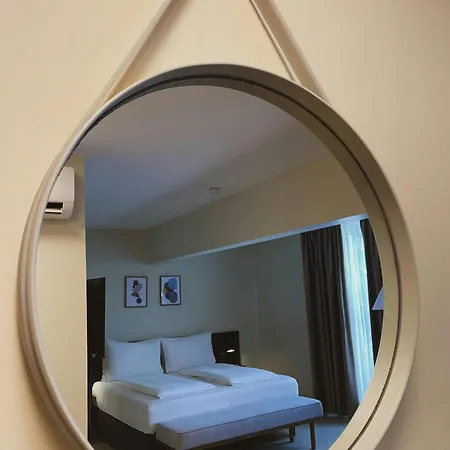 דירה Big House In